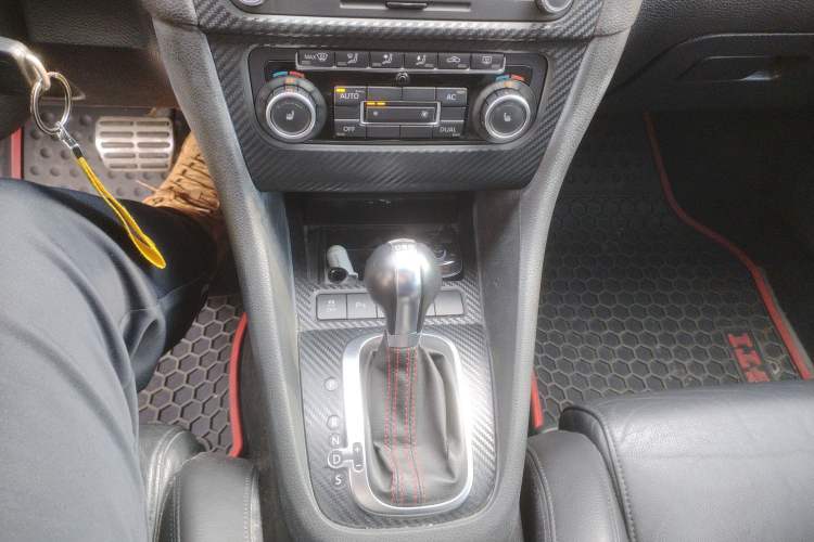 Used Volkswagen Golf 2010 2.0 TSI GTI Gear Lever