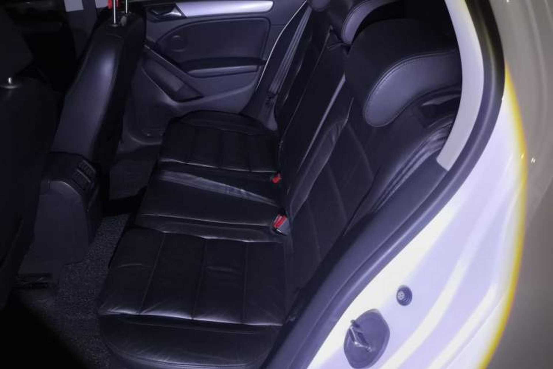 Used Volkswagen Golf 2010 1.4 TSI Automatic Luxury Model Left Rear Seat