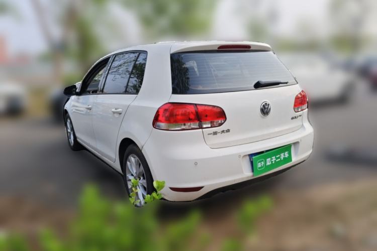 Used Volkswagen Golf 2010 1.4 TSI Automatic Comfort Model Rear Left 45 Deg