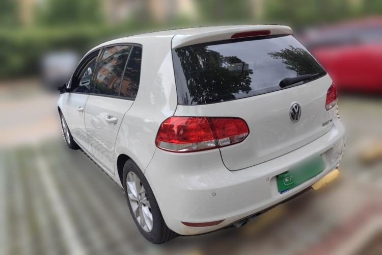 Used Volkswagen Golf 2010 1.4 TSI Automatic Luxury Model Rear Left 45 Deg