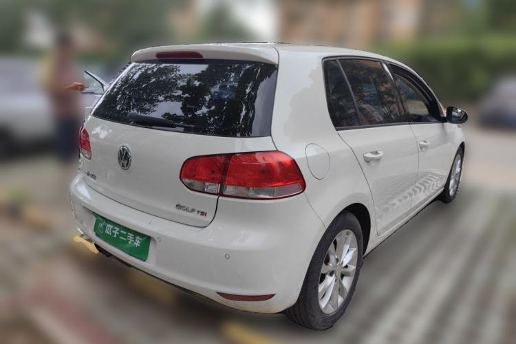 Used Volkswagen Golf 2010 1.4 TSI Automatic Luxury Model Rear Right 45 Deg