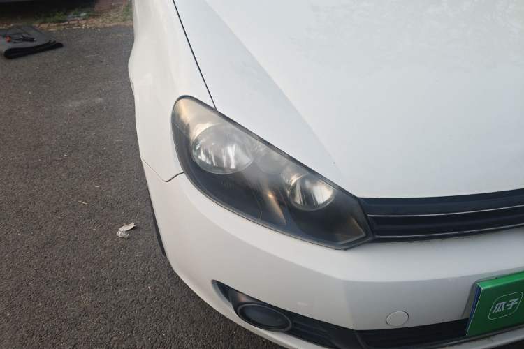 Used Volkswagen Golf 2010 1.4 TSI Automatic Comfort Model Right Front Headlight