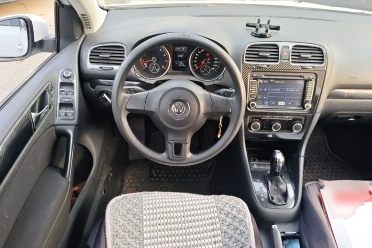 Used Volkswagen Golf 2010 1.4 TSI Automatic Comfort Model Steering Wheel