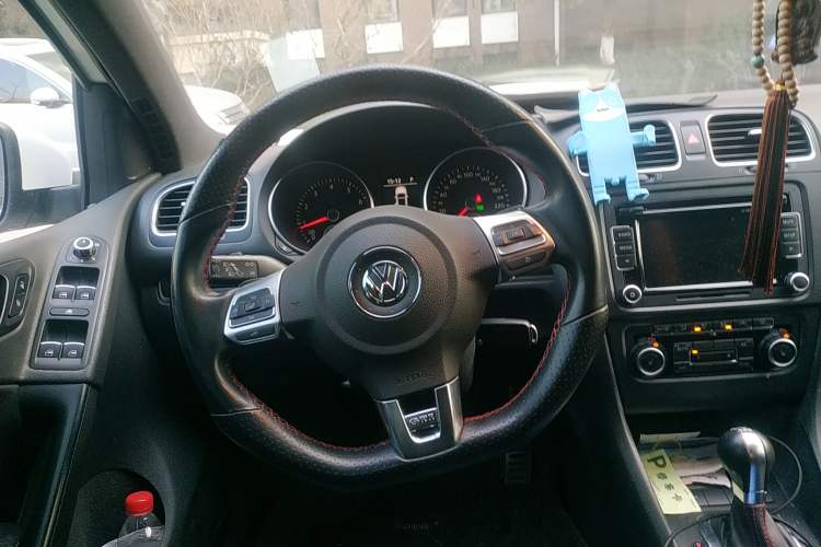 Used Volkswagen Golf 2010 2.0 TSI GTI Steering Wheel
