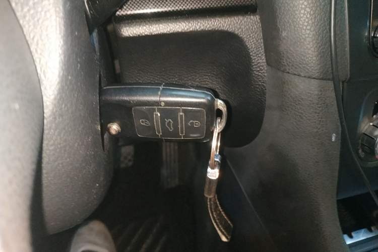 Used Volkswagen Golf 2010 1.4 TSI Automatic Comfort Model Vehicle Key
