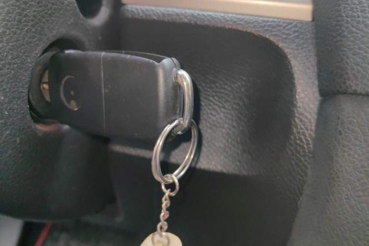 Used Volkswagen Golf 2010 1.4 TSI Automatic Luxury Model Vehicle Key