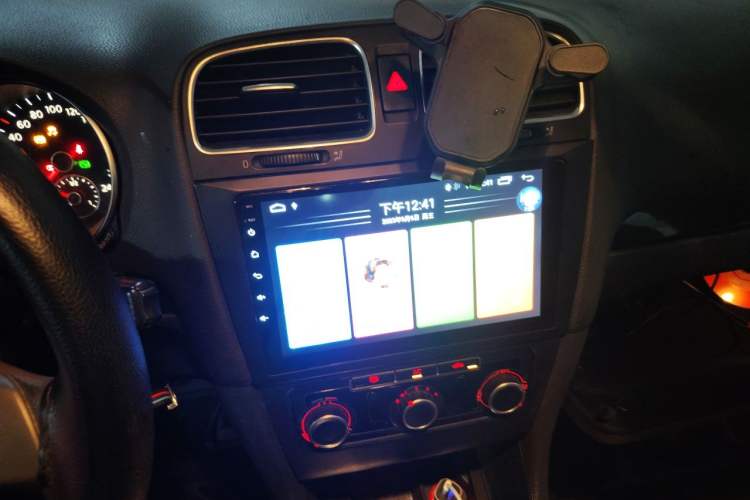 Used Volkswagen Golf 2011 1.4 TSI Automatic Comfort Model Audio And AC Panel