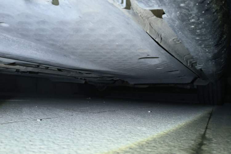 Used Volkswagen Golf 2011 2.0 TSI R Chassis Front Left