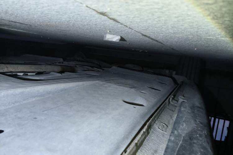 Used Volkswagen Golf 2011 2.0 TSI R Chassis Front Right