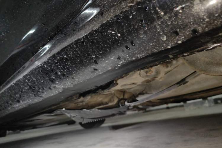 Used Volkswagen Golf 2011 2.0 TSI R Chassis Rear Left