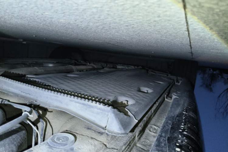 Used Volkswagen Golf 2011 2.0 TSI R Chassis Rear Left