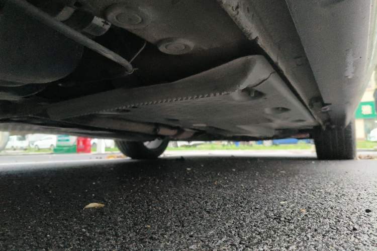 Used Volkswagen Golf 2011 2.0 TSI R Chassis Rear Right