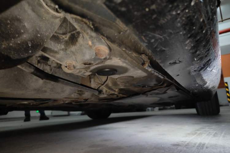 Used Volkswagen Golf 2011 2.0 TSI R Chassis Rear Right