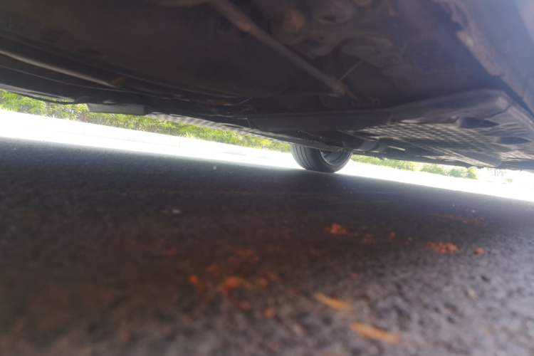Used Volkswagen Golf 2011 2.0 TSI R Chassis Rear Right