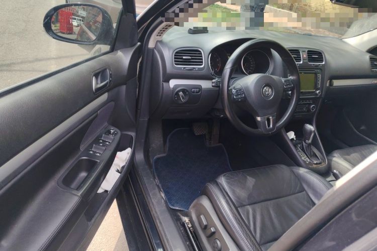 Used Volkswagen Golf 2011 1.4 TSI Luxury Touring Edition Driver Seat