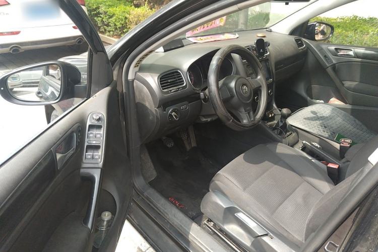 Used Volkswagen Golf 2011 1.6 Manual Comfort Model Driver Seat