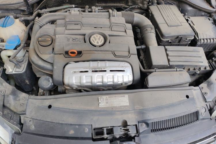 Used Volkswagen Golf 2011 1.4 TSI Luxury Touring Edition Engine Bay