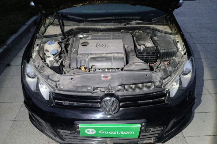 Used Volkswagen Golf 2011 2.0 TSI R Engine Bay