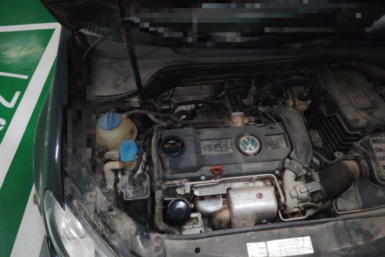 Used Volkswagen Golf 2011 1.4 TSI Automatic Luxury Edition Engine Bay Right