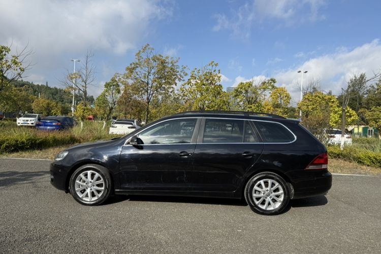 Used Volkswagen Golf 2011 1.4 TSI Luxury Touring Edition Exterior 5