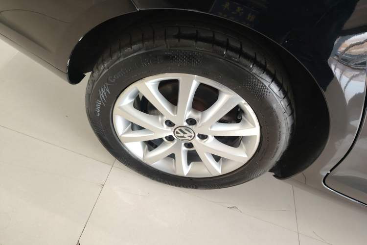 Used Volkswagen Golf 2011 1.4 TSI Comfort Travel Edition Exterior 8