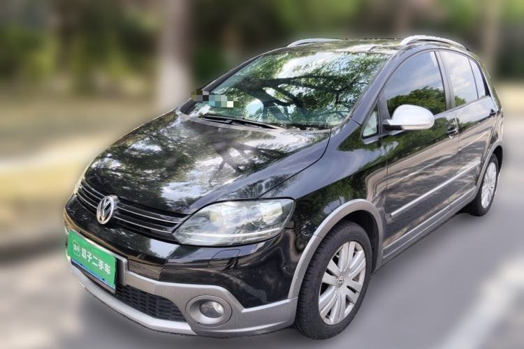Used Volkswagen Golf 2011 1.4TSI Cross Golf Guazi used car, China used car export, Used car for sale, Used  cars, Cheapest cars for sale