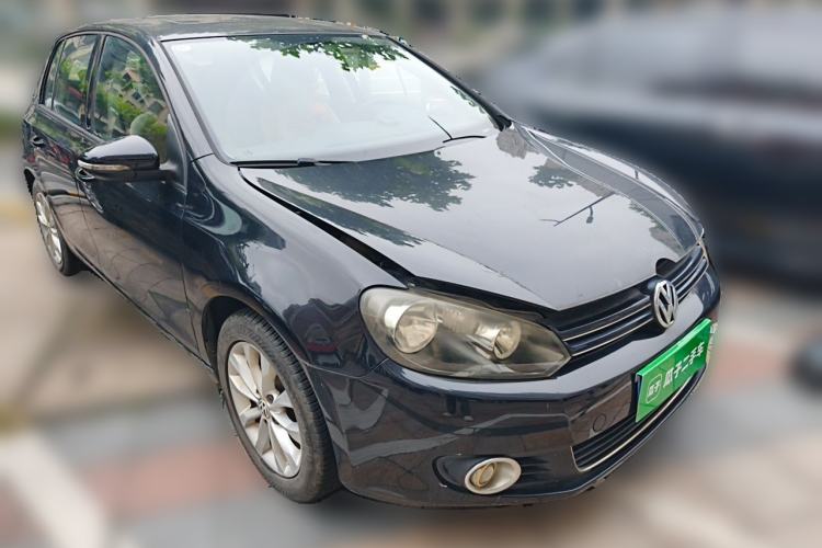 Used Volkswagen Golf 2011 1.6L Automatic Comfort Model Front Right 45 Deg