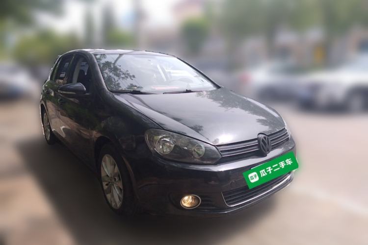 Used Volkswagen Golf 2011 1.6 Manual Comfort Model Front Right 45 Deg