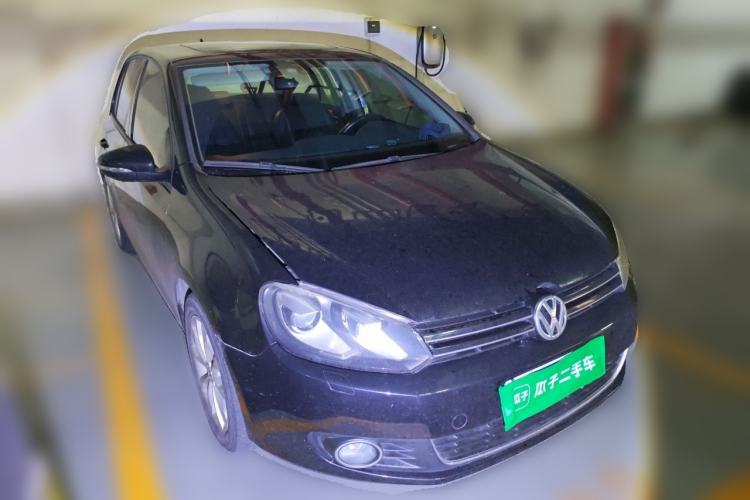 Used Volkswagen Golf 2011 1.4 TSI Automatic Luxury Edition Front Right 45 Deg