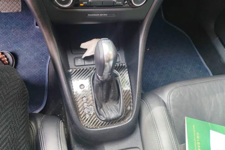 Used Volkswagen Golf 2011 1.4 TSI Luxury Touring Edition Gear Lever