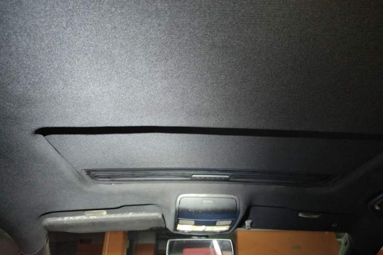 Used Volkswagen Golf 2011 2.0 TSI R Headliner