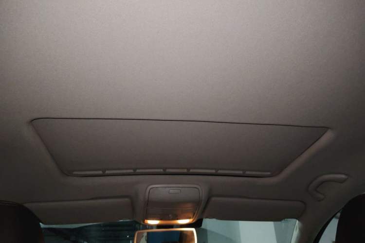 Used Volkswagen Golf 2011 1.4 TSI Automatic Luxury Edition Headliner