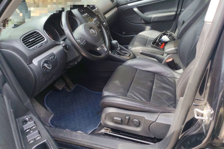 Used Volkswagen Golf 2011 1.4 TSI Luxury Touring Edition Left Front Seat