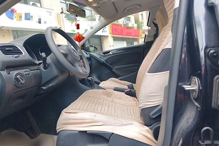 Used Volkswagen Golf 2011 1.6L Automatic Comfort Model Left Front Seat