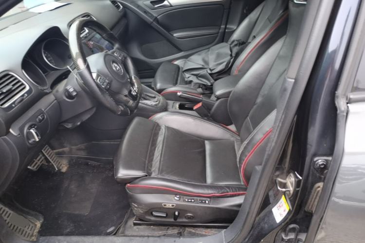Used Volkswagen Golf 2011 2.0 TSI R Left Front Seat
