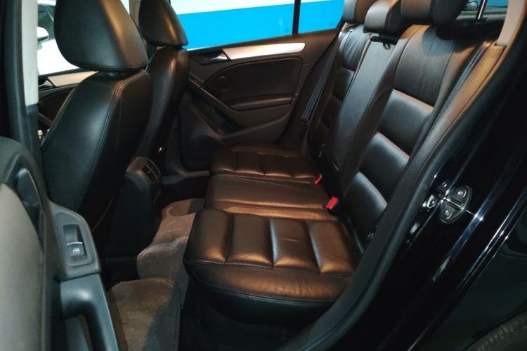 Used Volkswagen Golf 2011 1.4 TSI Automatic Luxury Edition Left Rear Seat