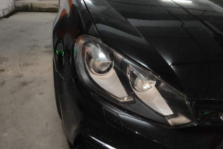 Used Volkswagen Golf 2011 2.0 TSI R Right Front Headlight