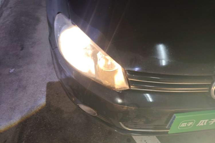 Used Volkswagen Golf 2011 1.4 TSI Automatic Comfort Model Right Front Headlight