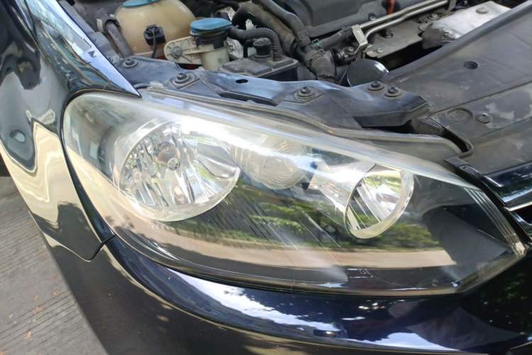 Used Volkswagen Golf 2011 1.4 TSI Automatic Comfort Model Right Front Headlight