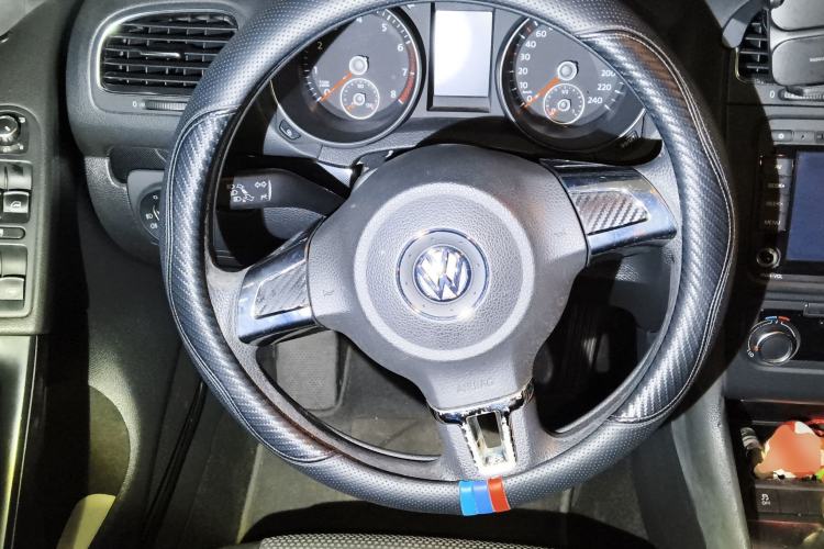 Used Volkswagen Golf 2011 1.4 TSI Automatic Comfort Model Steering Wheel