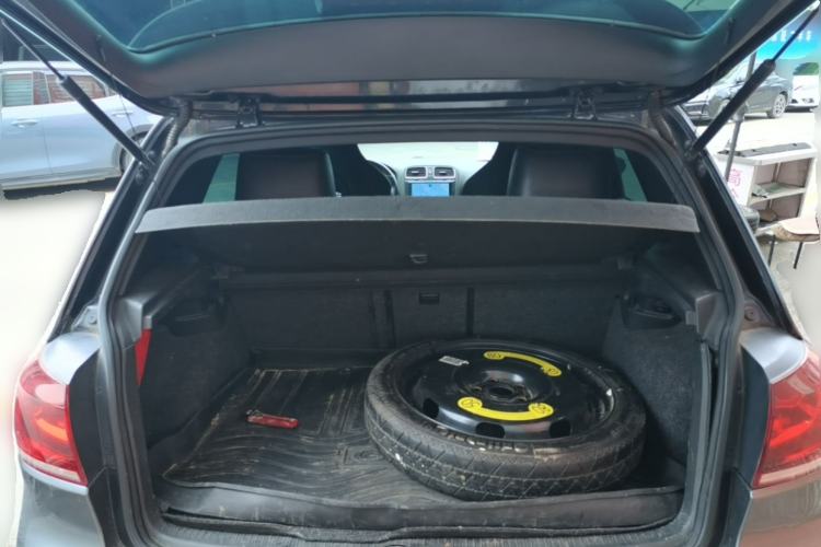 Used Volkswagen Golf 2011 2.0 TSI R Trunk