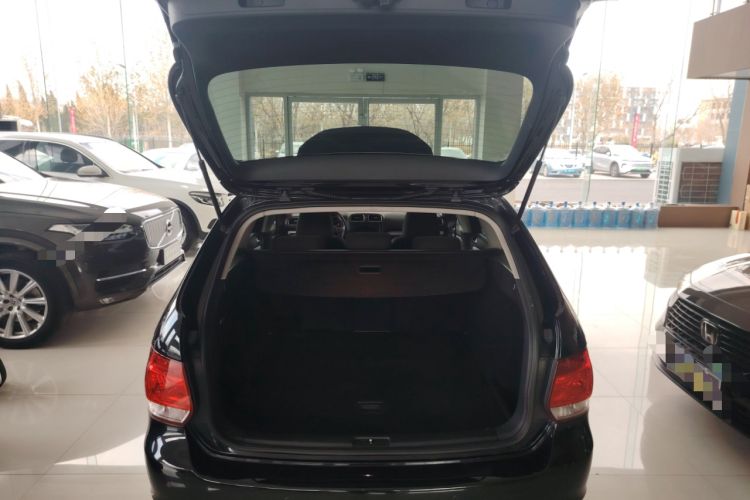 Used Volkswagen Golf 2011 1.4 TSI Comfort Travel Edition Trunk