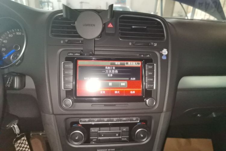 Used Volkswagen Golf 2011 2.0 TSI R Audio And AC Panel
