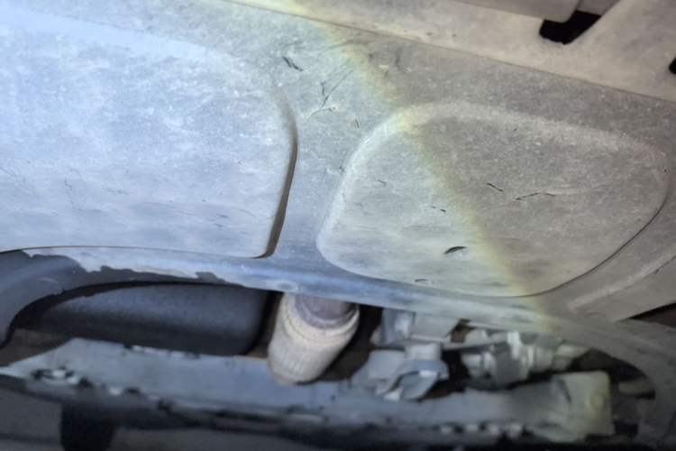 Used Volkswagen Golf 2011 1.6L Automatic Fashion Edition Chassis Front