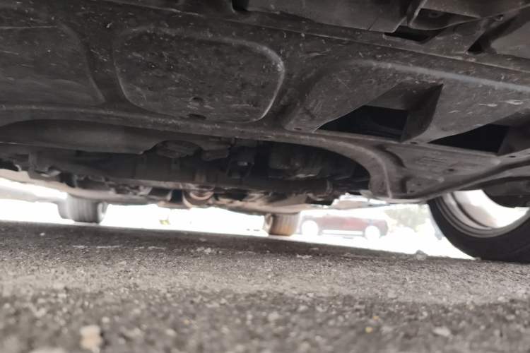 Used Volkswagen Golf 2011 2.0 TSI R Chassis Front
