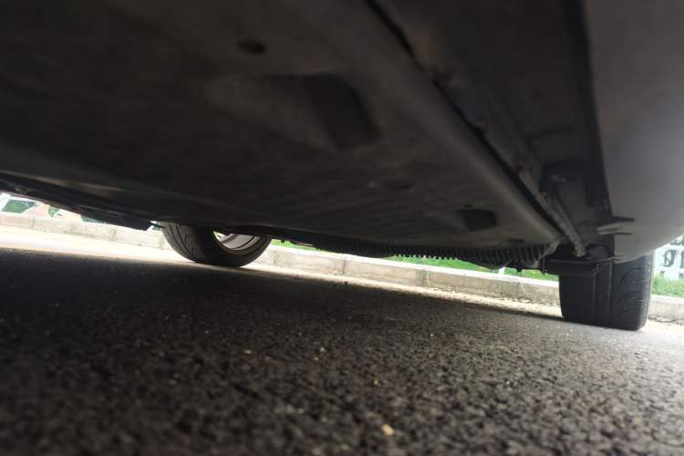 Used Volkswagen Golf 2011 2.0 TSI R Chassis Front Left