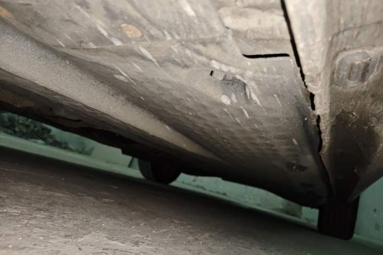 Used Volkswagen Golf 2011 1.6L Automatic Comfort Model Chassis Front Left