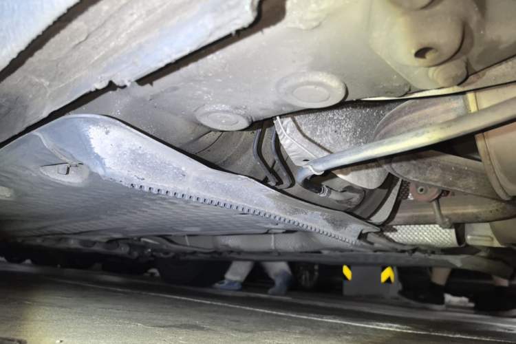 Used Volkswagen Golf 2011 1.6L Automatic Fashion Edition Chassis Rear Left