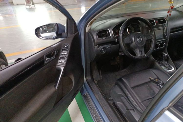 Used Volkswagen Golf 2011 1.6L Automatic Comfort Model Driver Seat