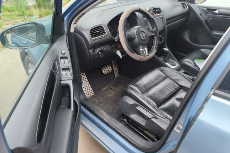 Used Volkswagen Golf 2011 1.4 TSI Automatic Comfort Model Driver Seat